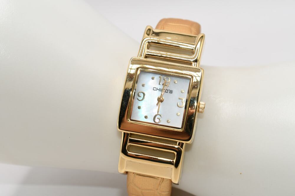 Chico’s Cuff Watch Mother of Pearl Dial Gold Tone Bracelet Japan Movt